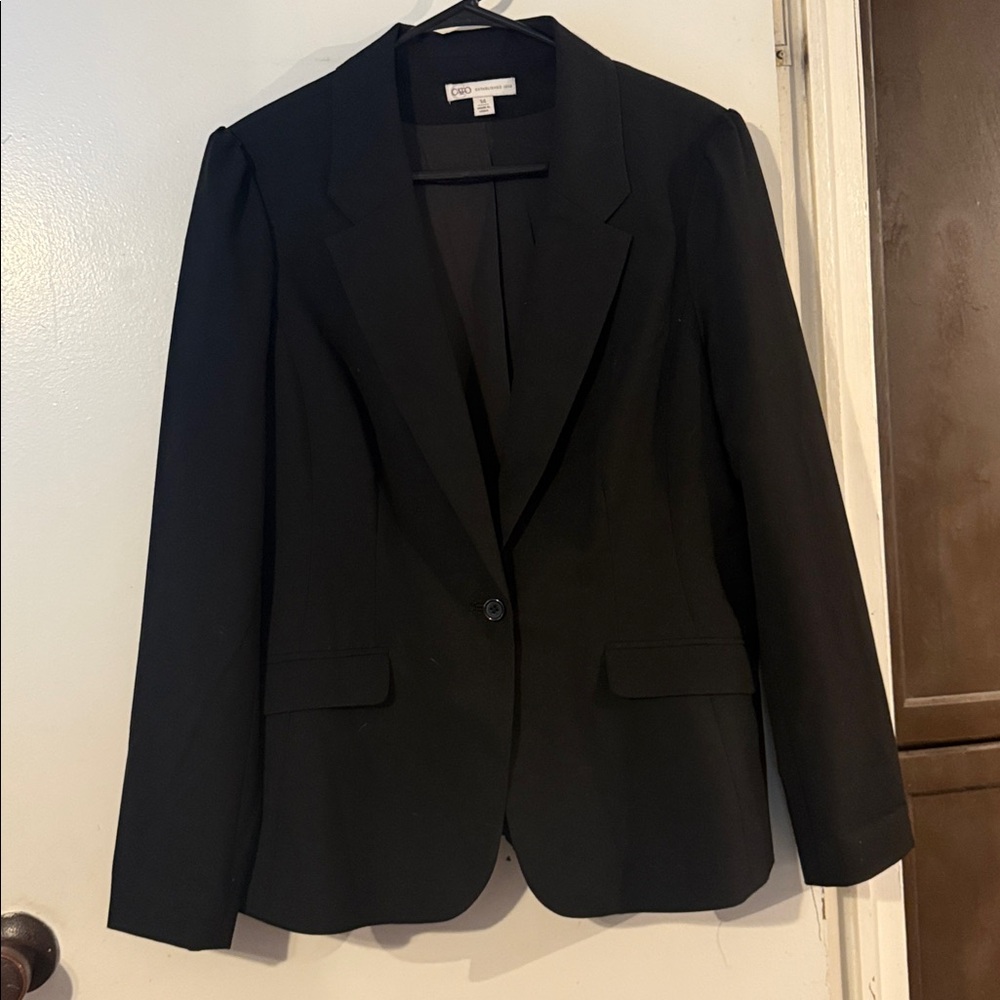 Cato Classic Black Garment